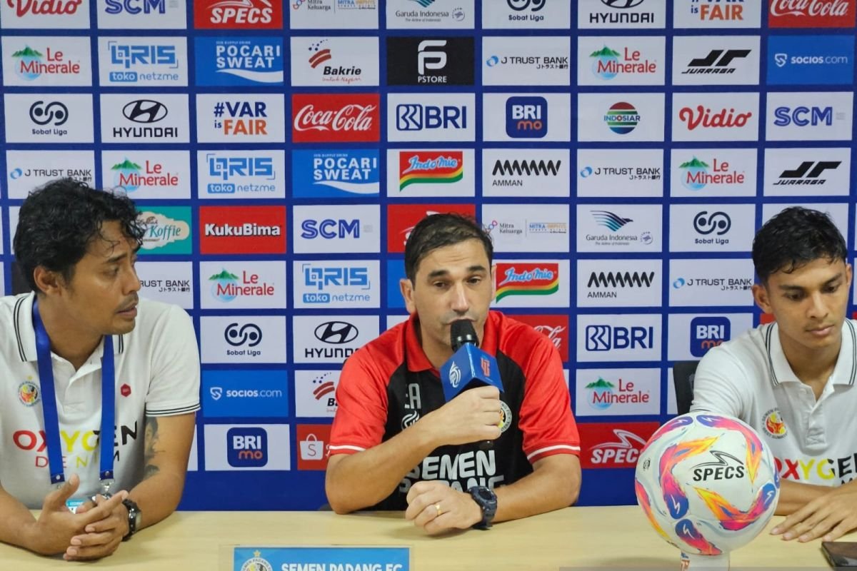 Pelatih Semen Padang Merasakan Kepuasan Usai Meraih Kemenangan di Kandang Persija